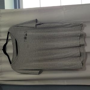 Graphic moon tee